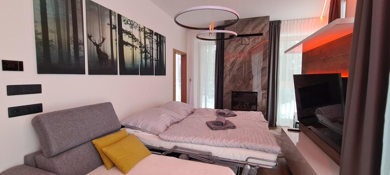 Štrbské Pleso Hotel Ovruc - Rodinny Apartman 111 מראה חיצוני תמונה
