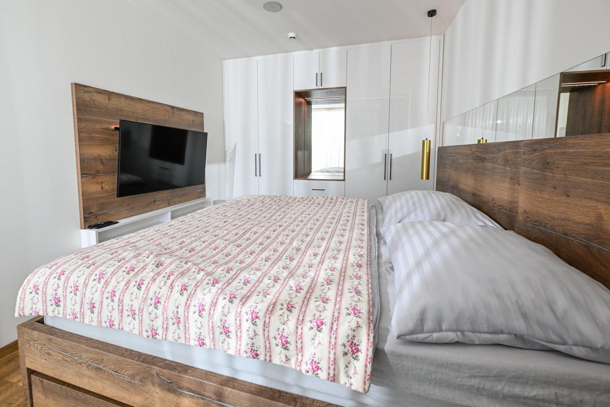 Štrbské Pleso Hotel Ovruc - Rodinny Apartman 111 מראה חיצוני תמונה